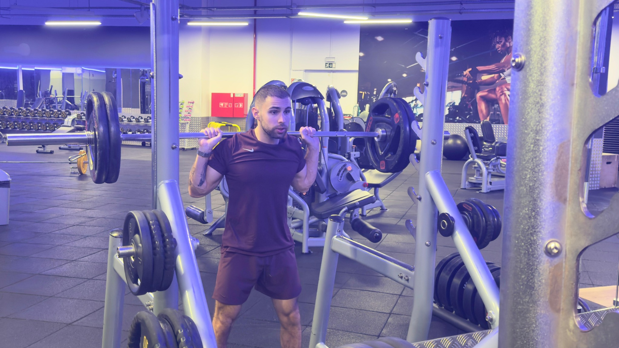 Diogo Costa a realizar um exercício no ginásio